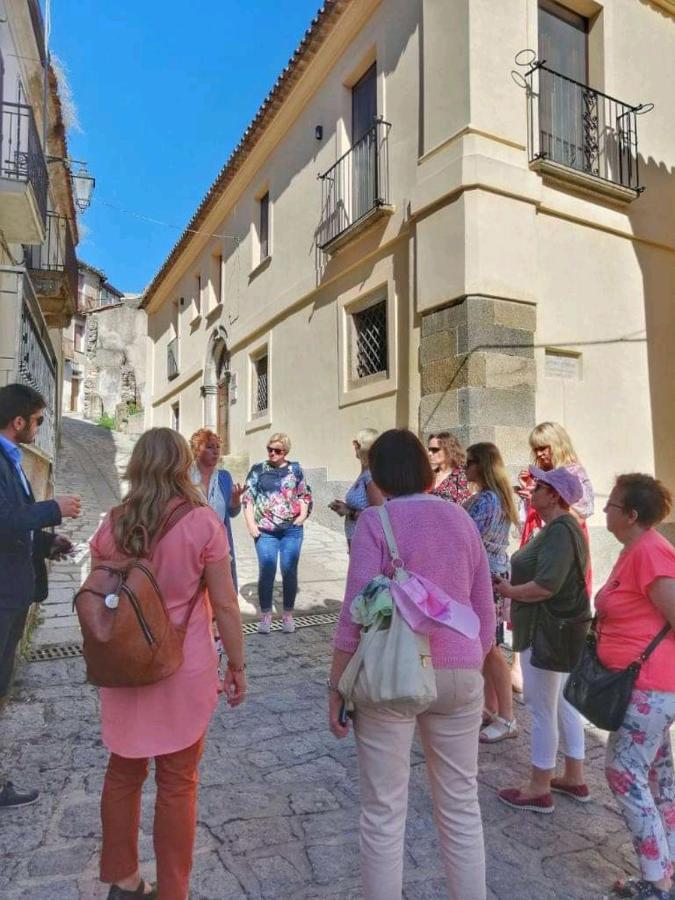 Le Vie Mediterranee 托雷迪鲁杰罗 外观 照片